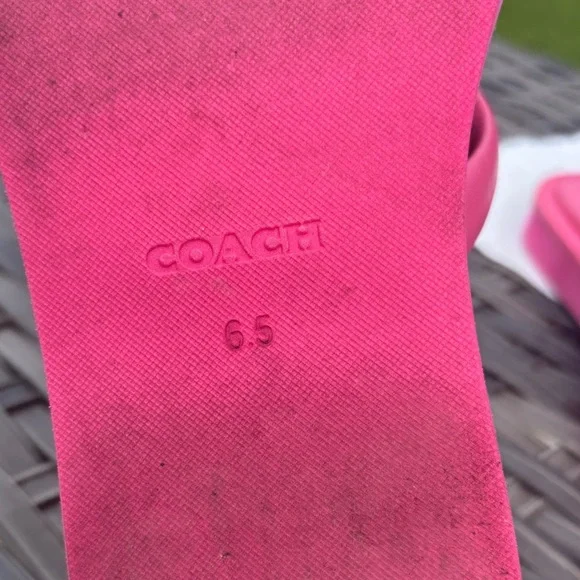 Coach Georgie Slide in Pink, Size 6.5 - Picture 4 of 5